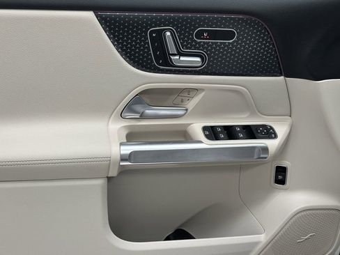 Certified 2024 Mercedes-Benz EQB 250+ image 10