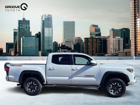 Used 2019 Toyota Tacoma TRD Off-Road image 7