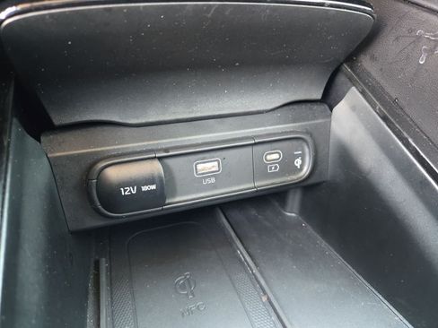 Certified 2024 Kia Telluride SX Prestige AWD/4WD image 32