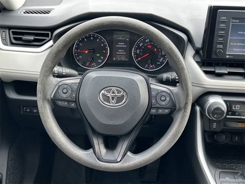 Used 2021 Toyota RAV4 XLE image 36