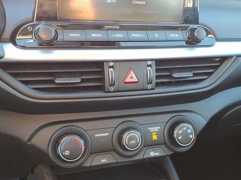 Used 2023 Kia Forte LXS image 24