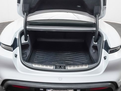 Certified 2021 Porsche Taycan Turbo S image 28