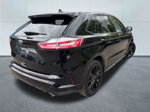 Used 2020 Ford Edge ST-Line w/ Cold Weather Package AWD/4WD image 4