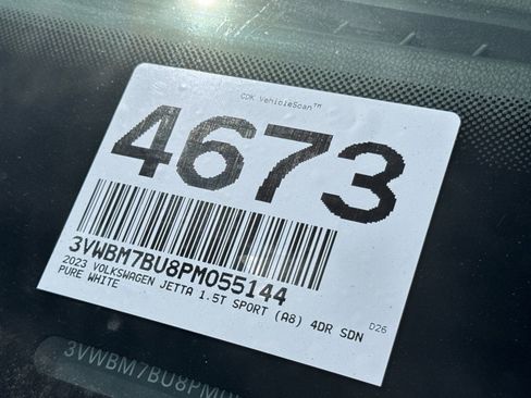 Used 2023 Volkswagen Jetta Sport image 3