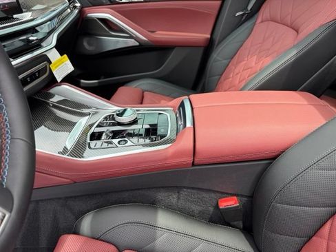 Used 2025 BMW X6 M60i w/ Dynamic Handling Package AWD/4WD image 24