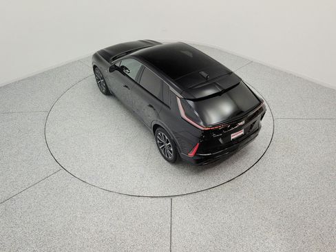 Used 2024 Cadillac Lyriq Sport RWD image 15