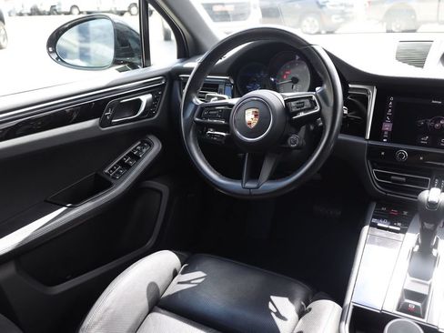 Used 2022 Porsche Macan S w/ Premium Package Plus AWD/4WD image 19