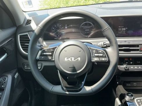 Used 2025 Kia Seltos SX AWD/4WD image 30