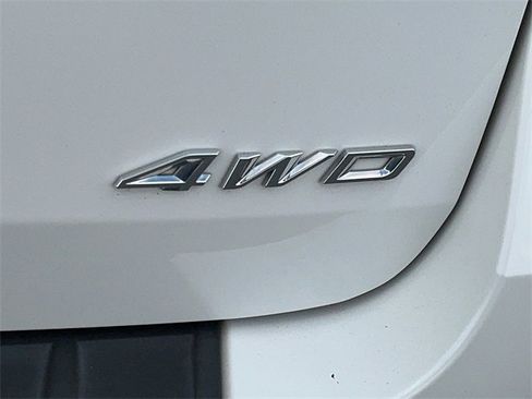 Used 2021 Ford Explorer XLT w/ Equipment Group 202A image 11