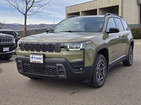 New 2026 Jeep Cherokee Laredo image 2