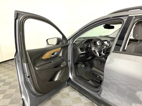 Used 2018 GMC Terrain SLE w/ Driver Convenience Package AWD/4WD image 28
