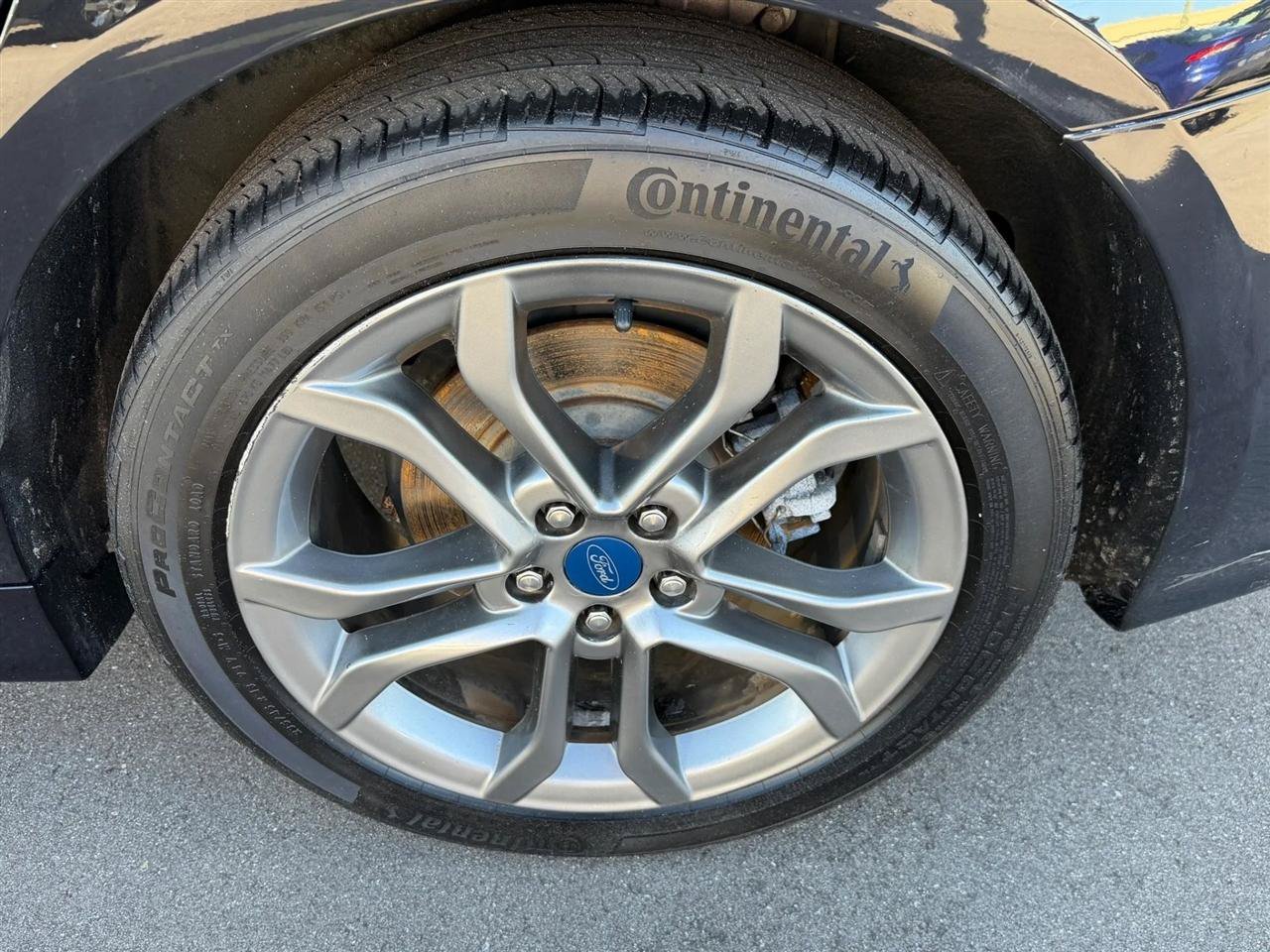 Used 2019 Ford Fusion SEL FWD image 16