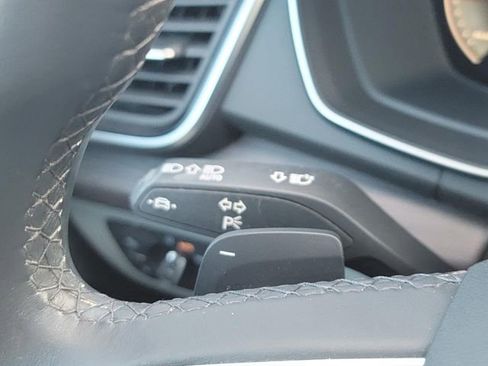 Used 2022 Audi Q5 2.0T Premium Plus w/ Premium Plus Package image 18