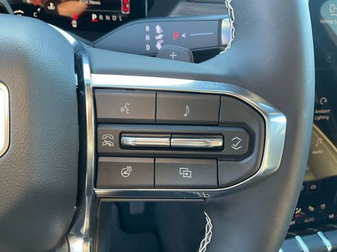 New 2026 GMC Acadia Denali w/ Super Cruise Package image 32