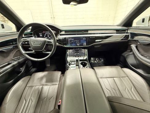 Used 2025 Audi A8 L 3.0T w/ Executive Package image 30