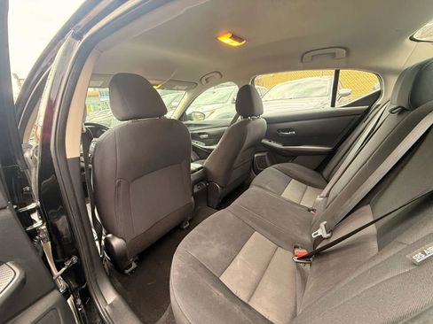 Used 2021 Nissan Sentra SV FWD image 24