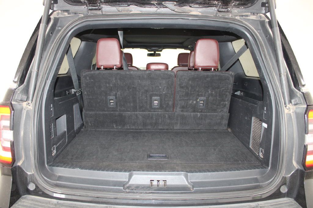Used 2024 Ford Expedition Max Limited RWD image 14