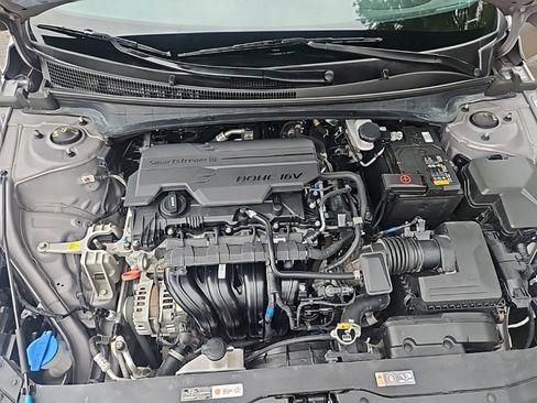 Used 2023 Hyundai Elantra SEL w/ Convenience Package image 21