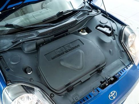 Used 2001 Toyota MR2 image 33