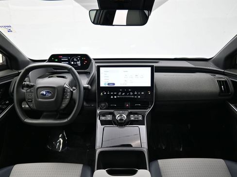 Used 2024 Subaru Solterra Limited image 33