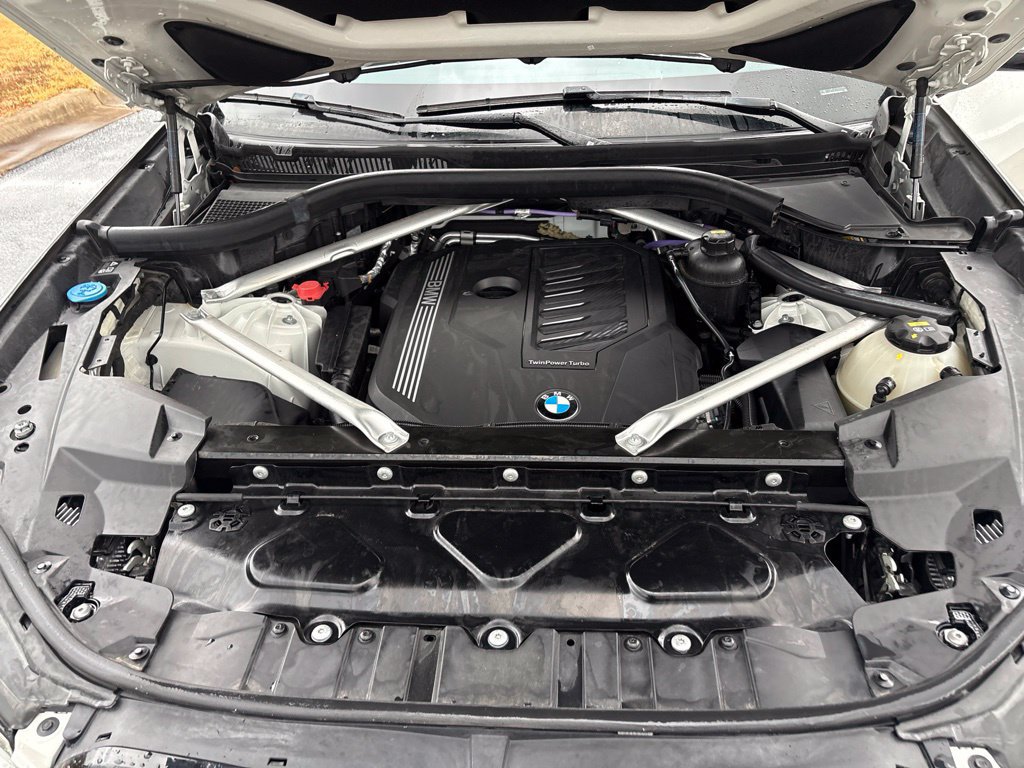 Used 2023 BMW X5 sDrive40i w/ M Sport Package RWD image 11