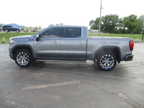 Used 2020 GMC Sierra 1500 Denali w/ Denali Ultimate Package AWD/4WD image 11