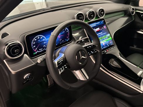 Used 2026 Mercedes-Benz GLC 300 4MATIC image 4