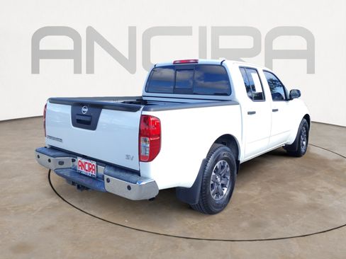 Used 2020 Nissan Frontier SV RWD image 11
