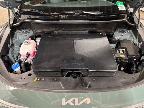 Certified 2023 Kia Niro Wind w/ Wind Preserve Package FWD image 28