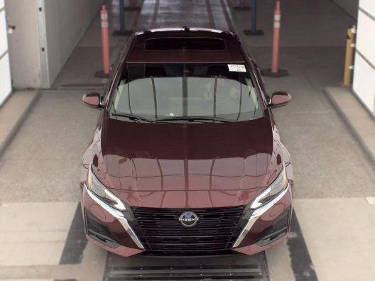 Used 2025 Nissan Altima 2.5 SV w/ SV Special Edition Package FWD image 7
