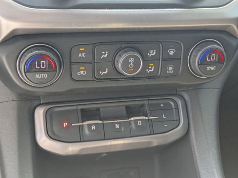 Used 2021 GMC Acadia AT4 AWD/4WD image 19