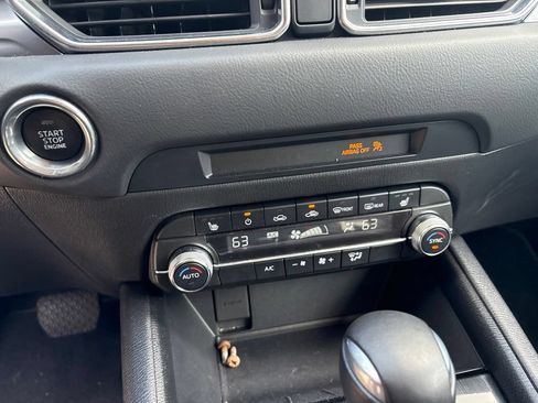 Used 2025 MAZDA CX-5 AWD 2.5 S w/ Preferred Package image 16