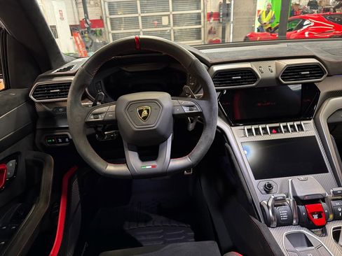 Used 2024 Lamborghini Urus Performante image 20