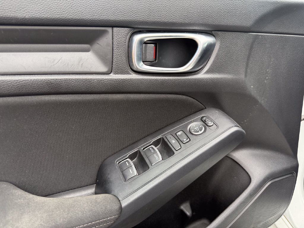 Used 2022 Honda Civic Sport image 11
