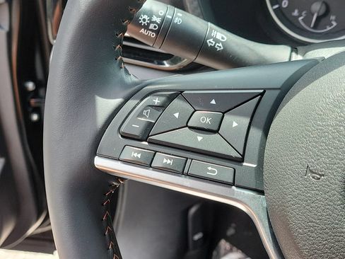 Used 2021 Nissan Sentra SR FWD image 28