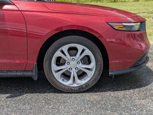 Used 2024 Honda Accord LX image 11