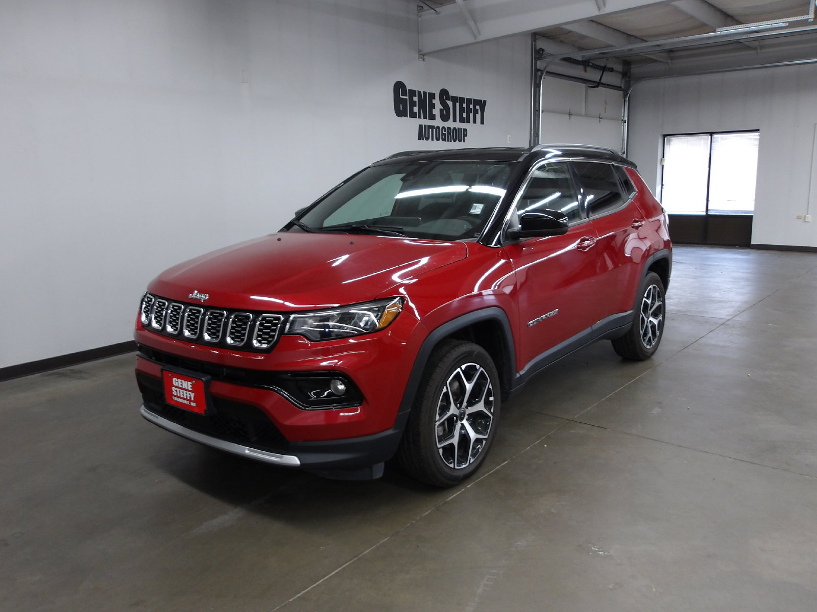 Used 2025 Jeep Compass Limited AWD/4WD image 9