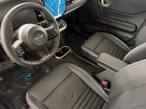 New 2026 MINI Cooper 4-Door Hardtop FWD image 11