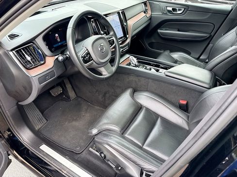 Used 2023 Volvo XC60 B5 Ultimate image 25