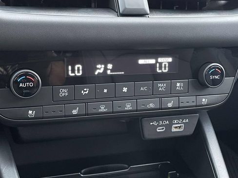 Used 2026 Subaru Outback Touring XT AWD/4WD image 19