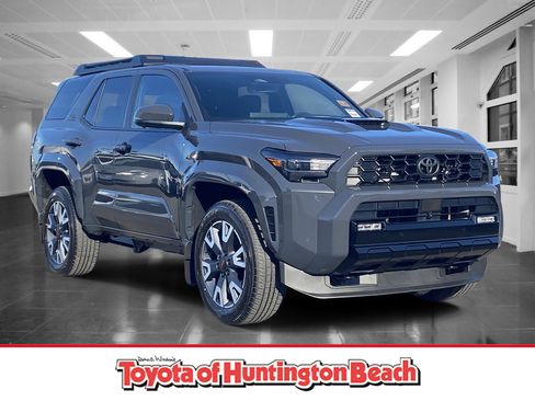 New 2026 Toyota 4Runner TRD Sport Premium AWD/4WD image 1