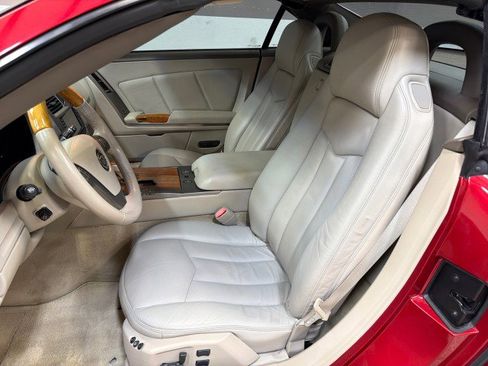 Used 2004 Cadillac XLR image 12