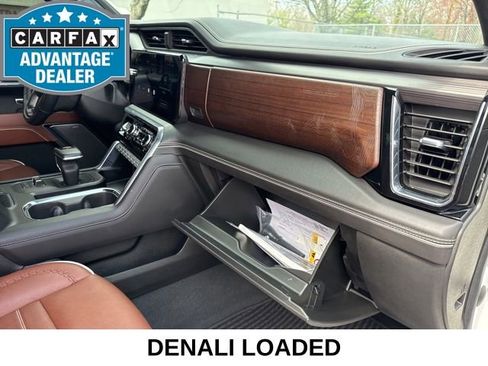 Used 2024 GMC Sierra 1500 Denali Ultimate image 32