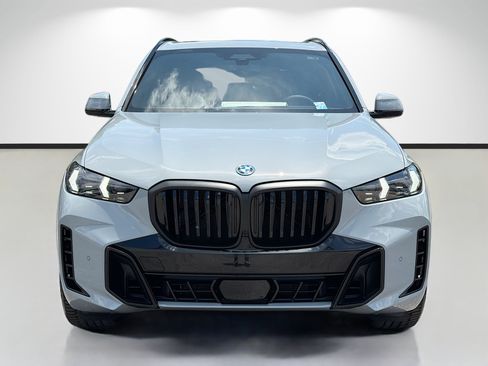 New 2026 BMW X5 xDrive50e w/ M Sport Package AWD/4WD image 8
