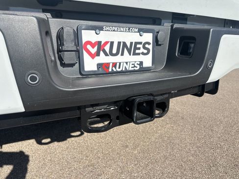 New 2026 Ford F350 Lariat w/ Black Appearance Package image 12