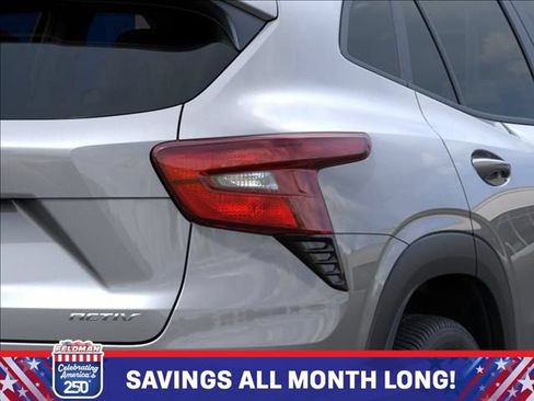 New 2026 Chevrolet Trax ACTIV w/ Sunroof Package FWD image 11