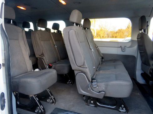 Used 2017 Ford Transit 350 XLT image 23