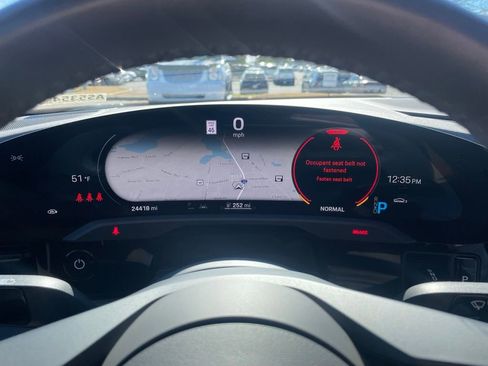 Used 2020 Porsche Taycan 4S w/ Premium Package image 15