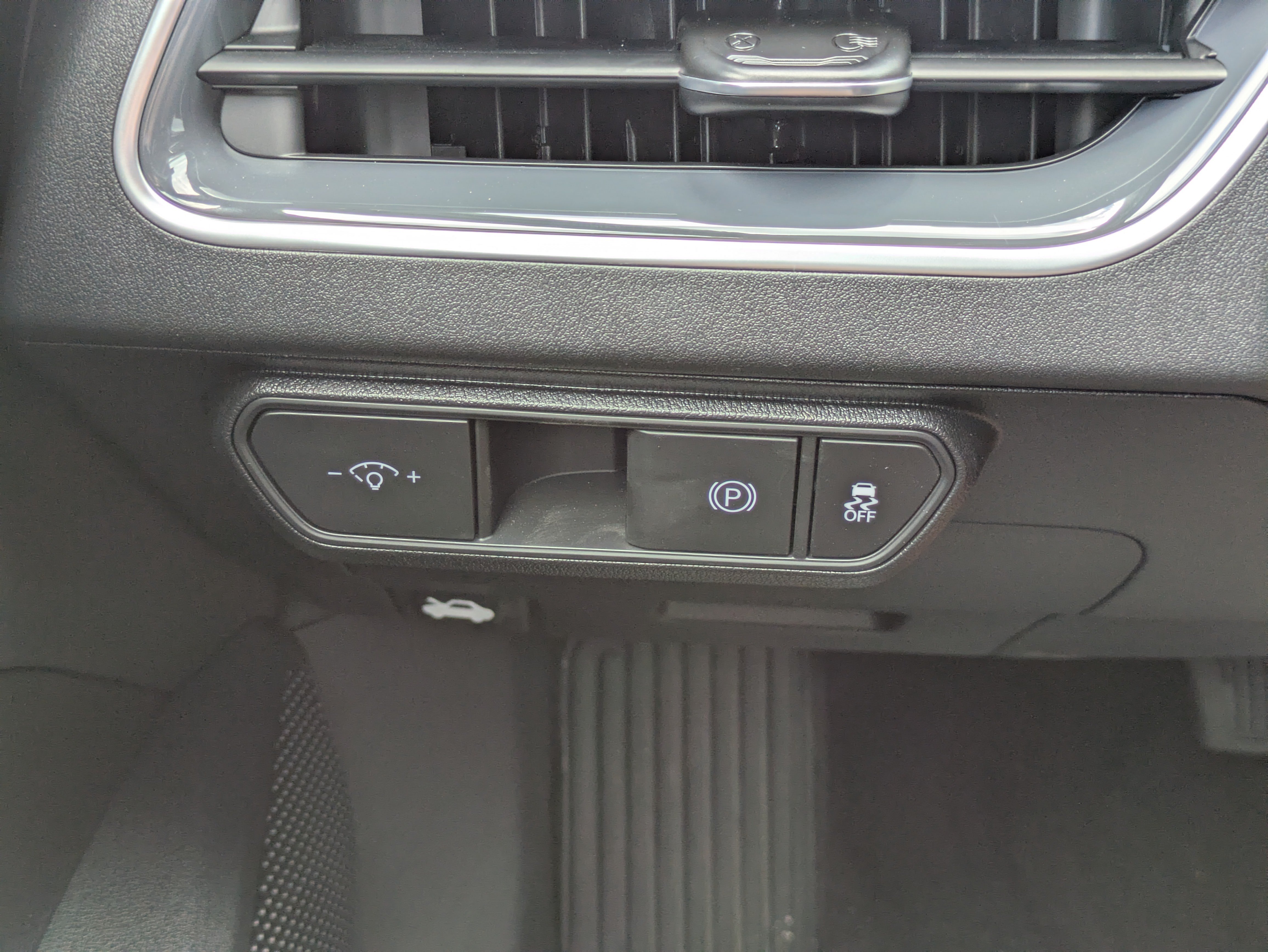 New 2026 Kia K4 EX FWD image 33