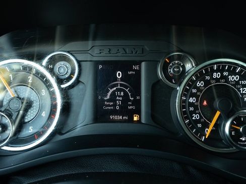 Used 2019 RAM 5500 Tradesman RWD image 26